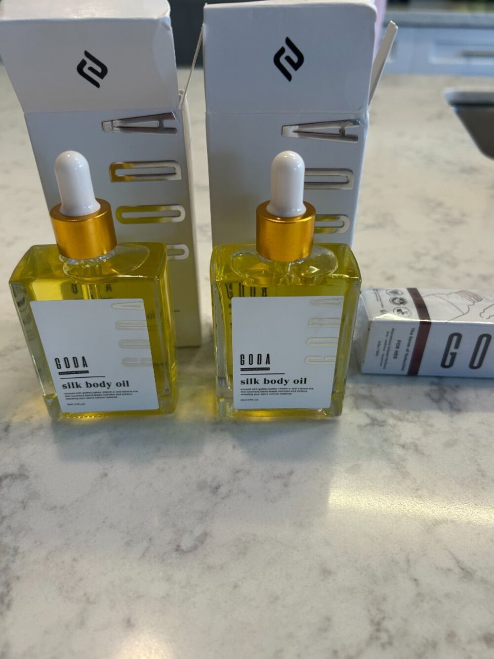 Goda Body Oil and additional Scent